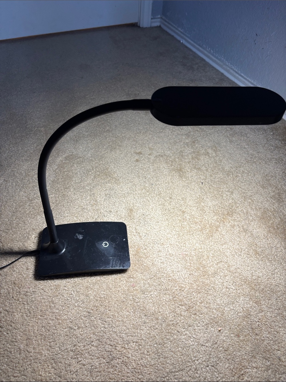 Black Flexible LED Desk Lamp for Electronics & VR Accessories